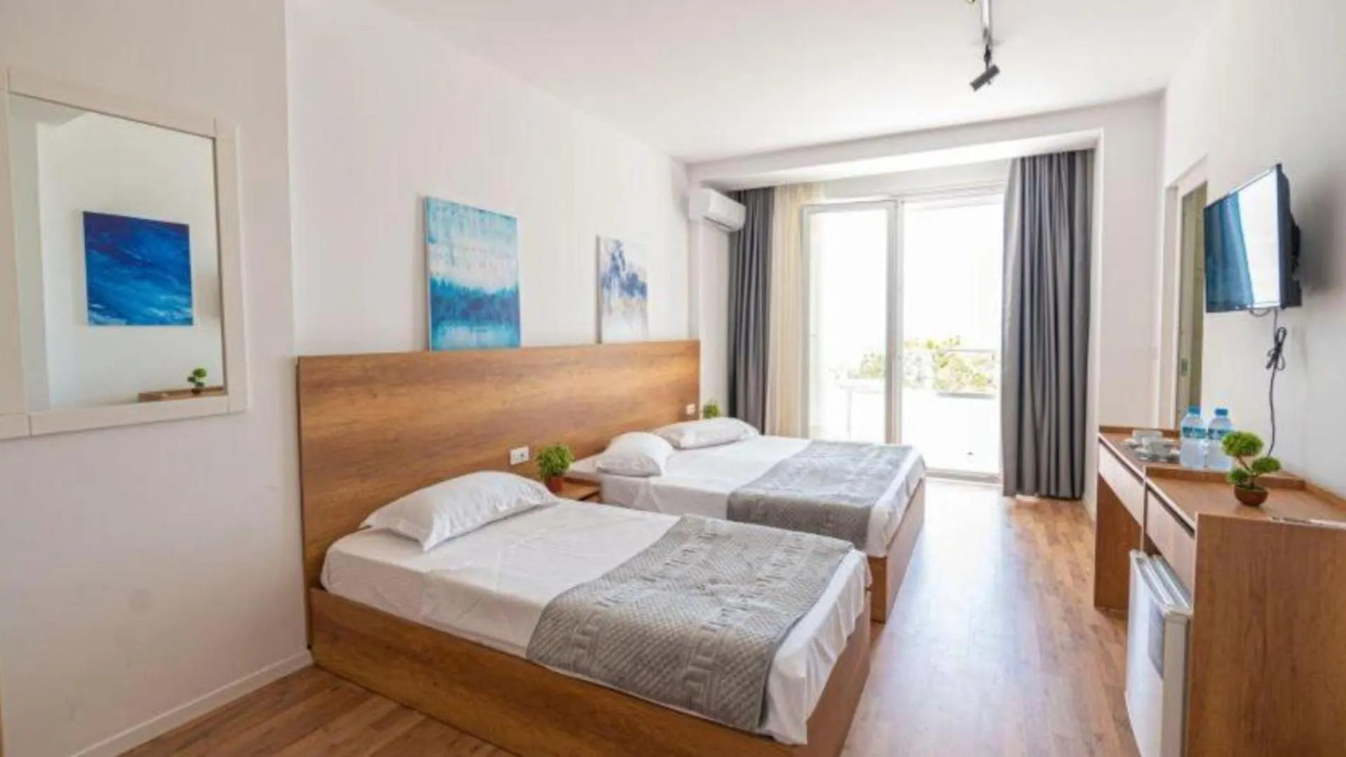 Hotel Besani Durres