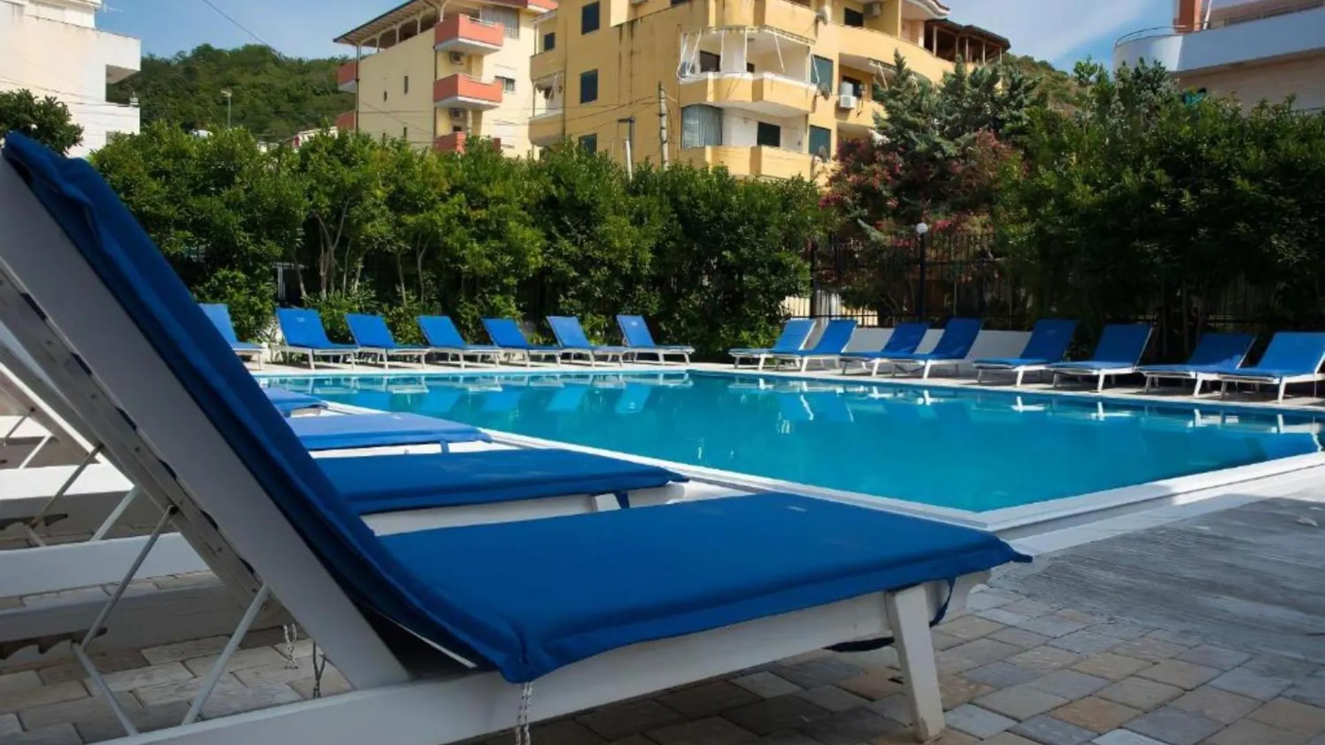 Hotel Besani Durres Albania